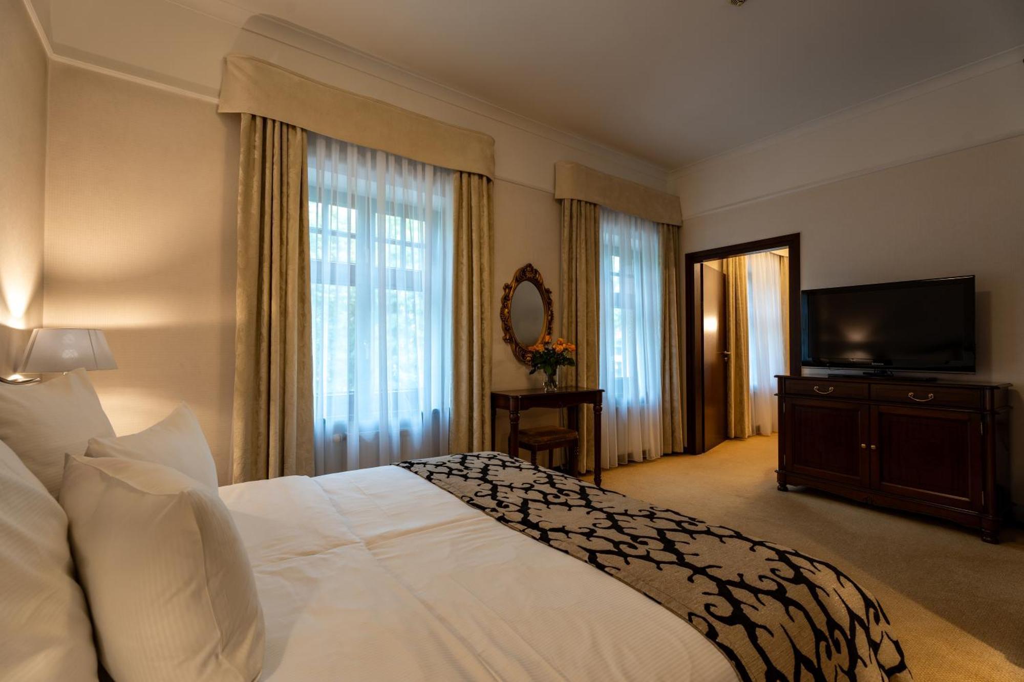 Grand Sal Hotell Wieliczka Eksteriør bilde