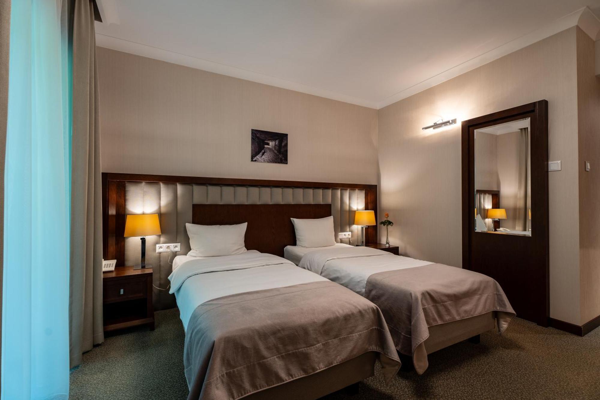 Grand Sal Hotell Wieliczka Eksteriør bilde