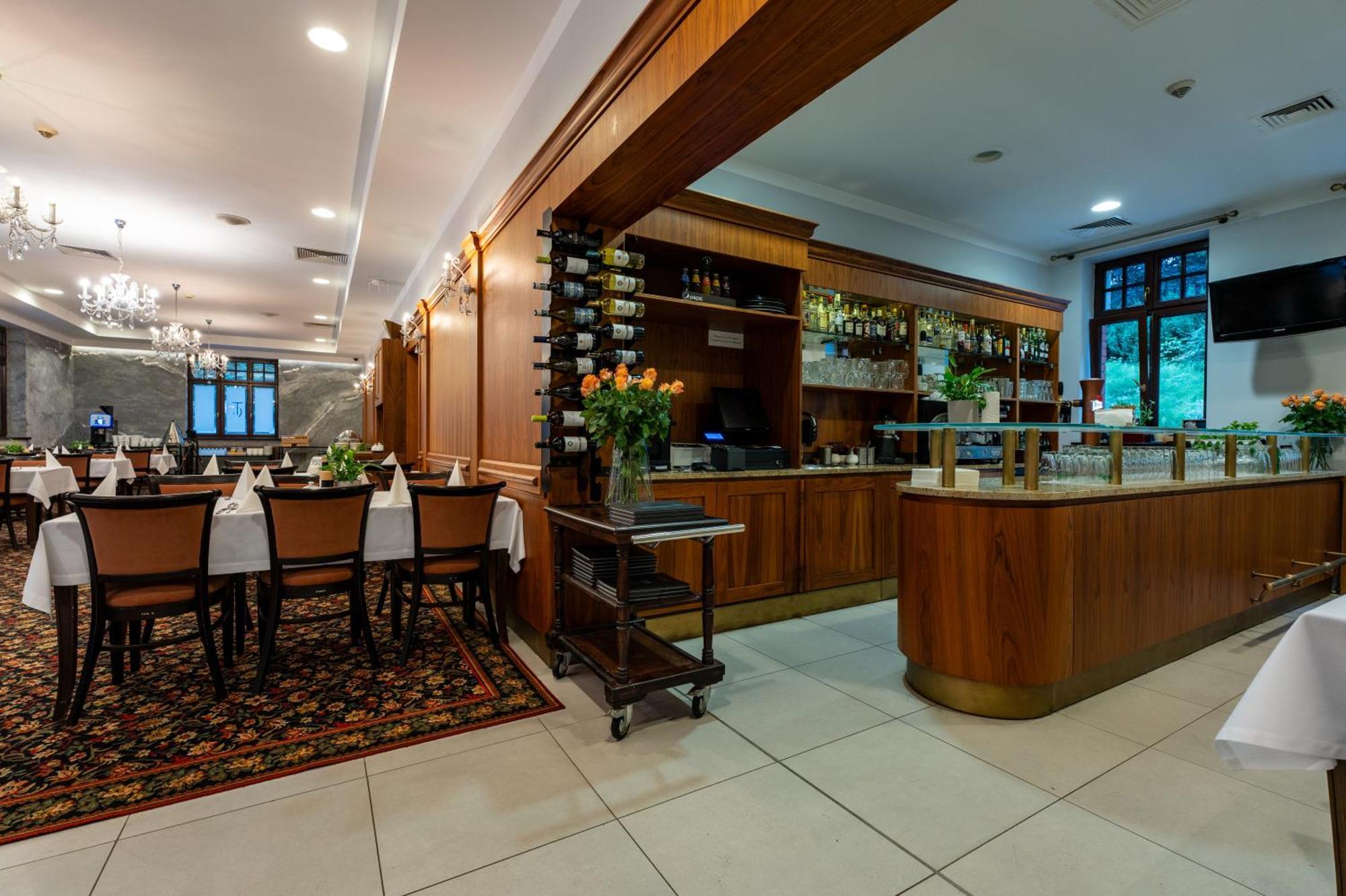 Grand Sal Hotell Wieliczka Eksteriør bilde